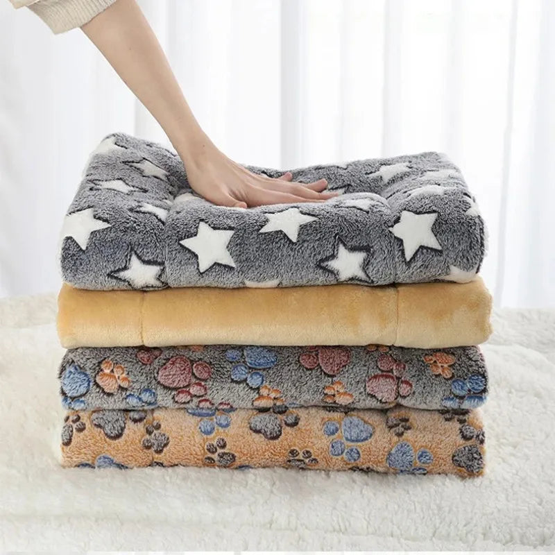 Flannel Pet Sleeping Mat Dog Bed Cat Litter Puppy Bed Dog Sofa Lovely Mattress Cushion for Small Large Dog Blanket Pet Supplies